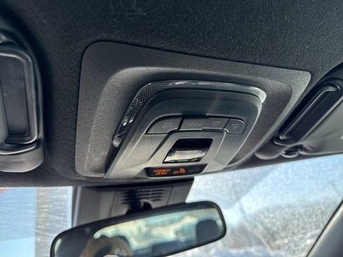 Used 2024 Toyota Corolla SE image 16