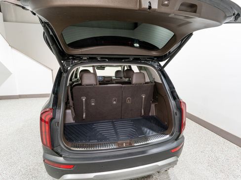 Used 2021 Kia Telluride SX image 37