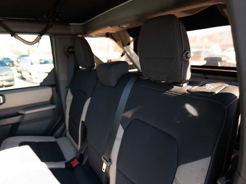 Used 2022 Ford Bronco Big Bend image 25