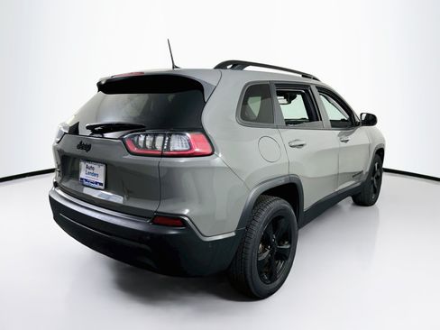 Used 2023 Jeep Cherokee Altitude Lux AWD/4WD image 5