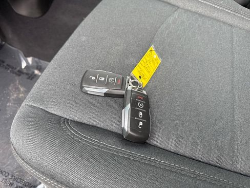 Used 2026 RAM 2500 Big Horn AWD/4WD image 4