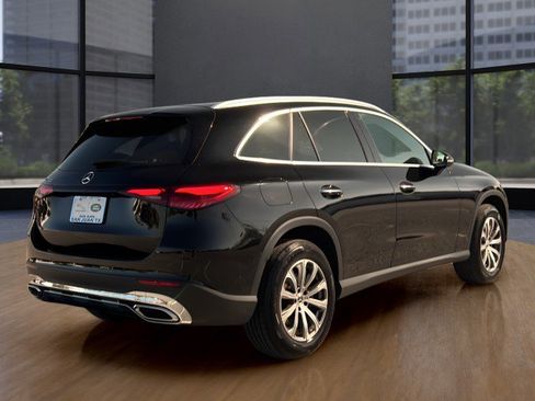 Used 2024 Mercedes-Benz GLC 300 image 16