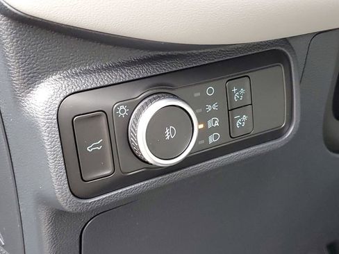 New 2026 Ford Explorer Active w/ Active Comfort Package image 10