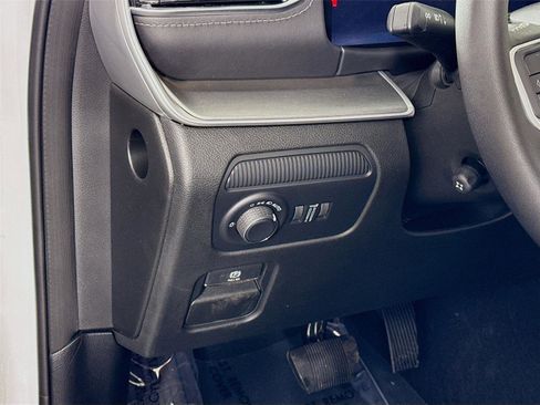 New 2026 Jeep Grand Wagoneer Limited AWD/4WD image 5