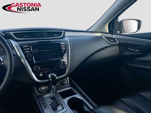 Used 2024 Nissan Murano SV image 30