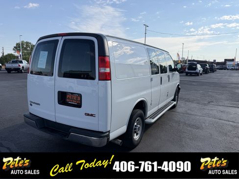 Used 2024 GMC Savana 2500 w/ Driver Convenience Package RWD image 4