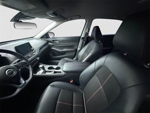 Used 2021 Nissan Altima 2.5 SR image 6