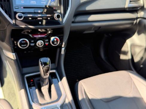 Used 2022 Subaru Forester Touring image 11