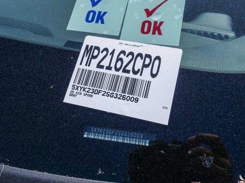 Certified 2025 Kia Sportage LX FWD image 29