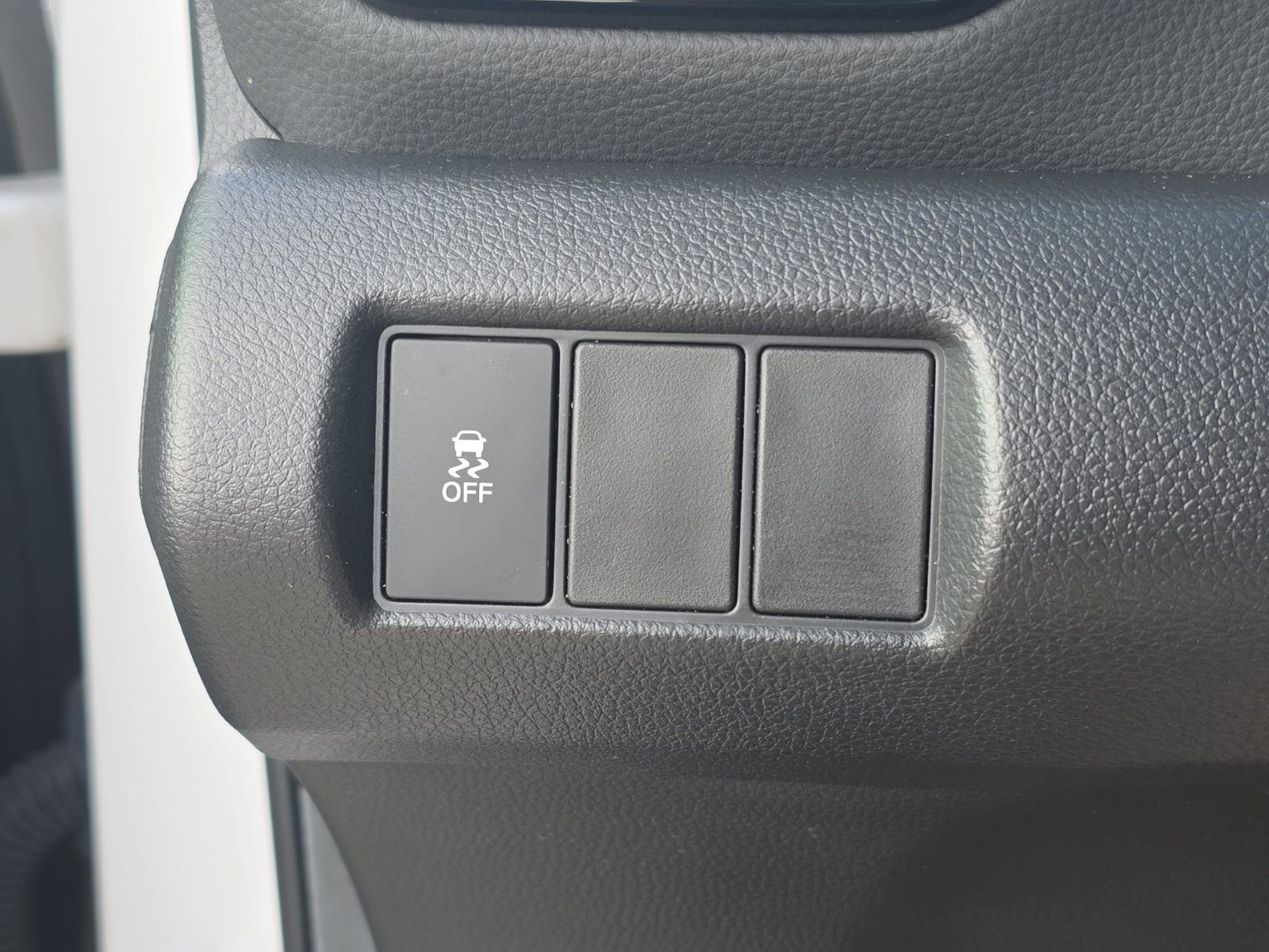 Used 2025 Honda Pilot Sport image 23