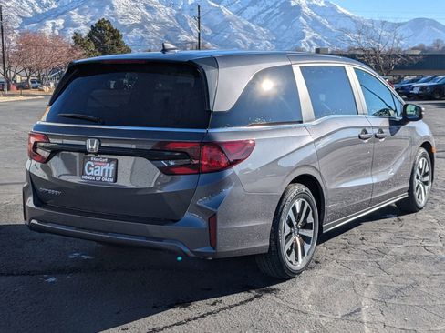 New 2026 Honda Odyssey EX-L image 3