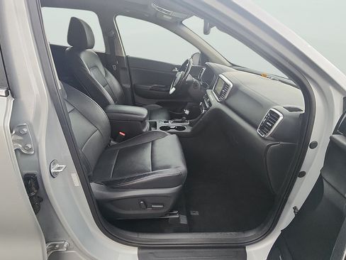 Used 2020 Kia Sportage EX w/ Option Group 15 FWD image 18
