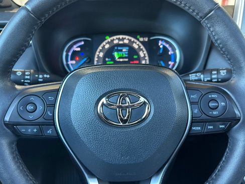 Used 2021 Toyota RAV4 XSE AWD/4WD image 22