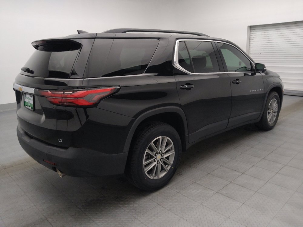 Used 2023 Chevrolet Traverse LT FWD image 10