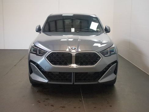 Used 2026 BMW X2 xDrive28i w/ Technology Package AWD/4WD image 2