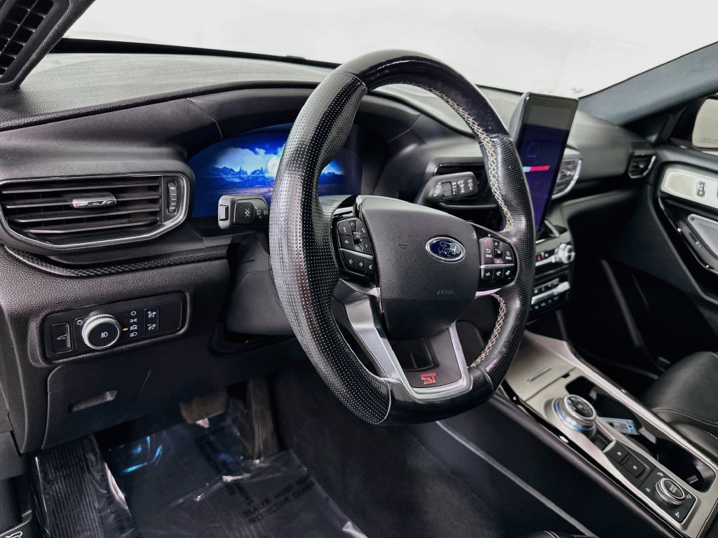 Used 2021 Ford Explorer ST w/ Equipment Group 401A AWD/4WD image 16