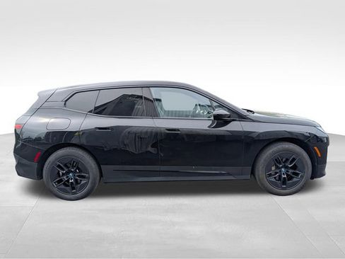 Used 2023 BMW iX xDrive50 AWD/4WD image 8