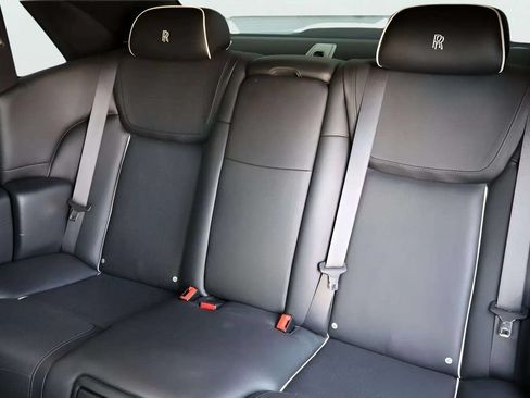 Used 2017 Rolls-Royce Ghost RWD image 9