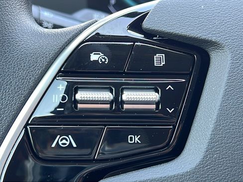 New 2026 Kia Niro LX FWD image 18