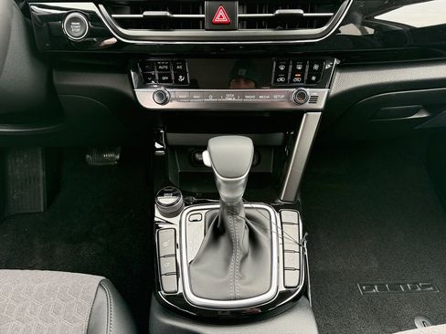 New 2026 Kia Seltos S image 11