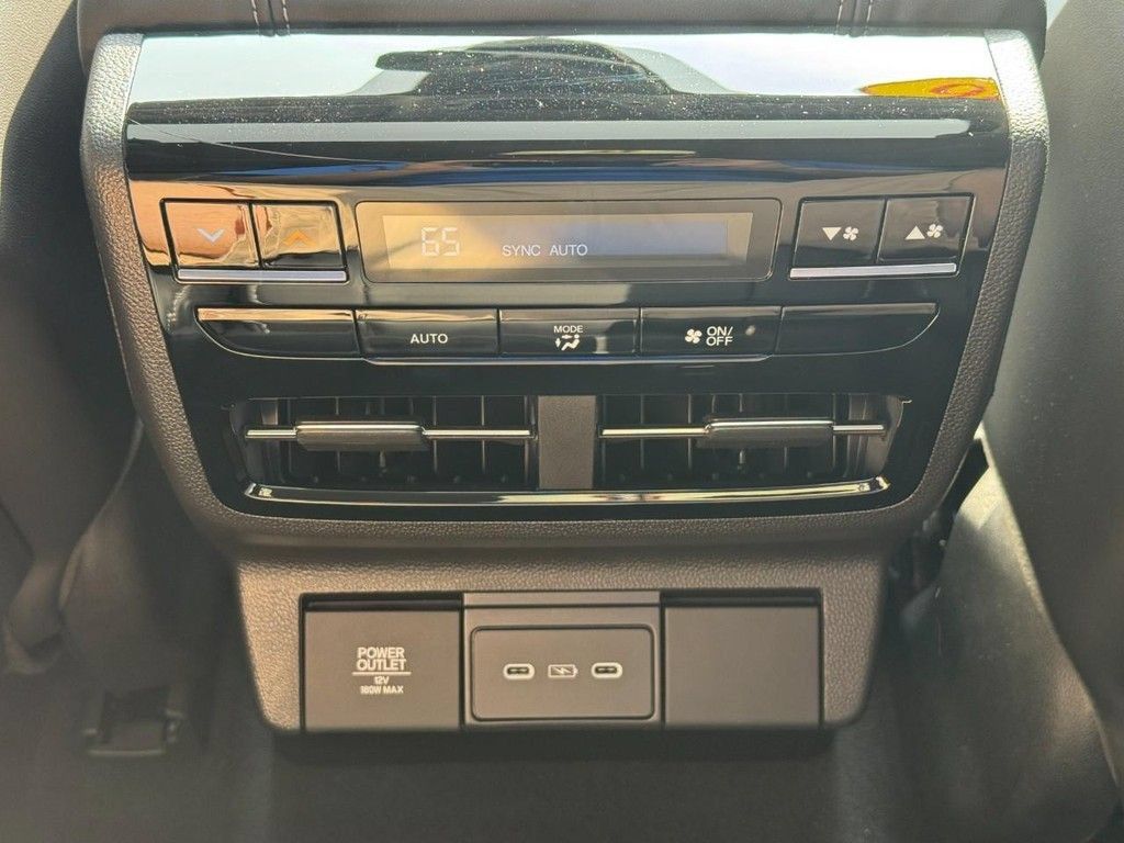 Used 2026 Acura MDX w/ Technology Package AWD/4WD image 14