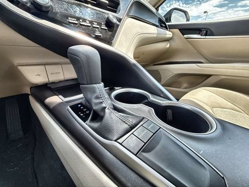 Used 2024 Toyota Camry LE FWD image 19