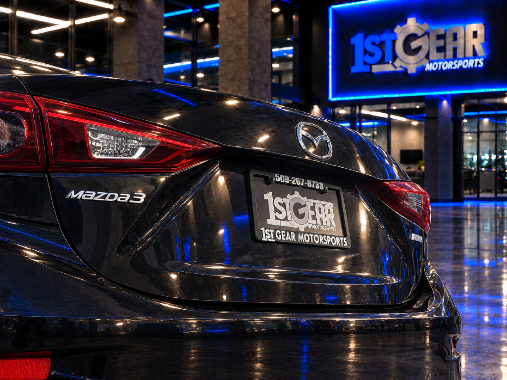 Used 2015 MAZDA MAZDA3 i Sport FWD image 15