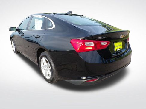 Used 2024 Chevrolet Malibu LS FWD image 4