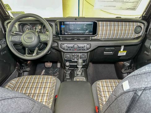 New 2026 Jeep Gladiator Overland AWD/4WD image 23