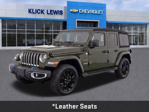 Used 2023 Jeep Wrangler Unlimited Sahara w/ Cold Weather Group AWD/4WD image 3