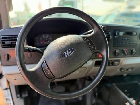 Used 2006 Ford F350 Lariat AWD/4WD image 24