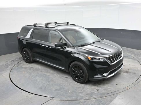 Used 2022 Kia Carnival SX Prestige FWD image 18