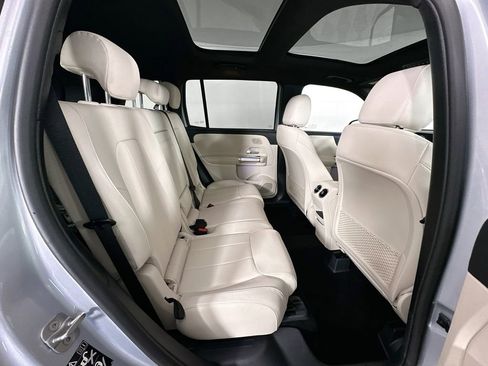 New 2026 Mercedes-Benz GLB 250 image 27