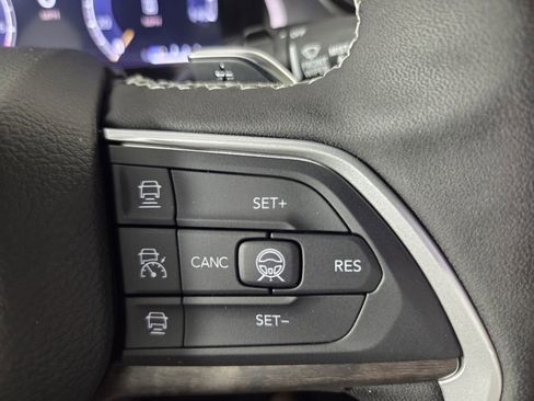 New 2026 Jeep Grand Cherokee L Limited RWD image 13