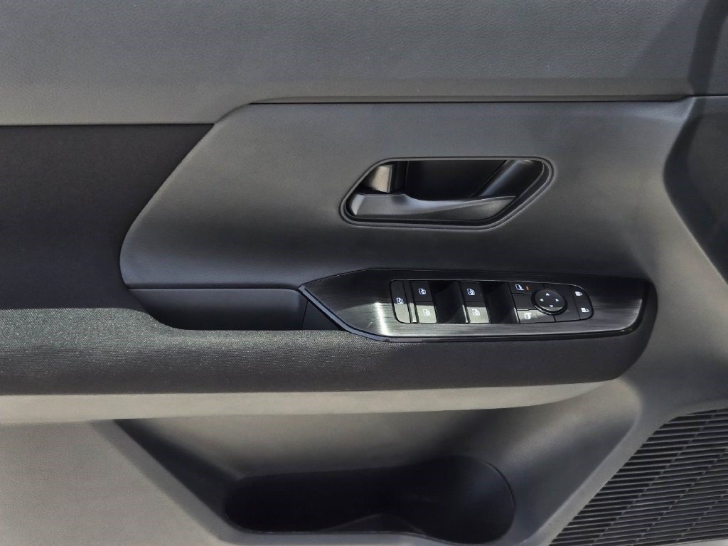 New 2026 Nissan Kicks S FWD image 16