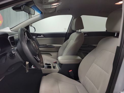 Used 2020 Kia Sportage LX AWD/4WD image 14