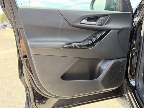 New 2026 Chevrolet Equinox LT FWD image 6