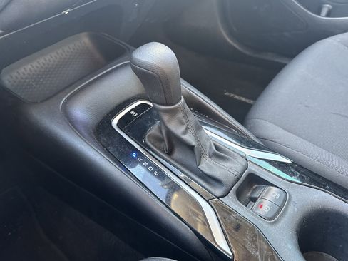 Used 2022 Toyota Corolla LE image 20