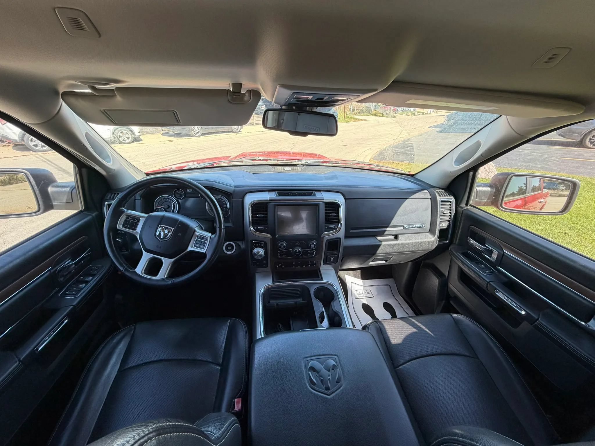 Used 2017 RAM 1500 Laramie w/ Convenience Group AWD/4WD image 10