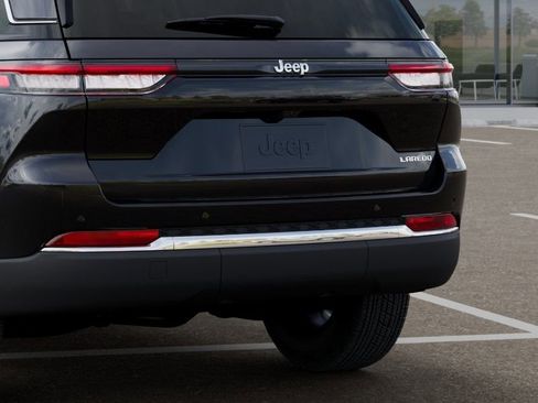 New 2026 Jeep Grand Cherokee Laredo X RWD image 13