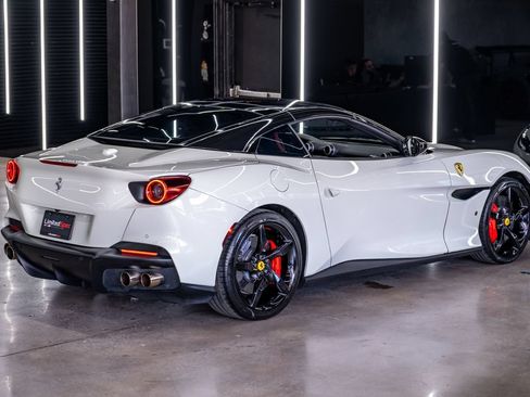 Used 2023 Ferrari Portofino M RWD image 8