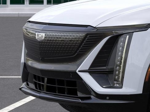 Used 2026 Cadillac Lyriq Sport w/ LPO, Floor Liner Package RWD image 13