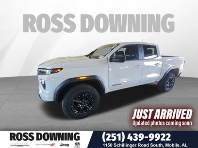 Used 2025 GMC Canyon Elevation