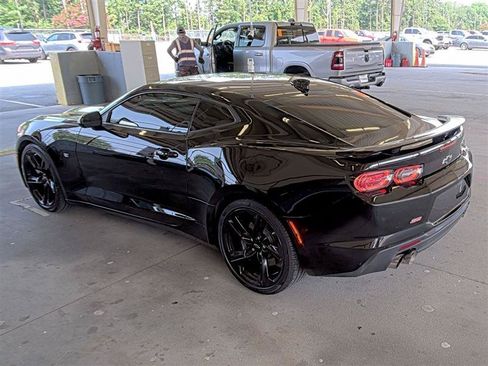 Used 2022 Chevrolet Camaro SS RWD image 6