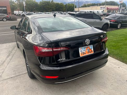 Used 2021 Volkswagen Jetta S image 4