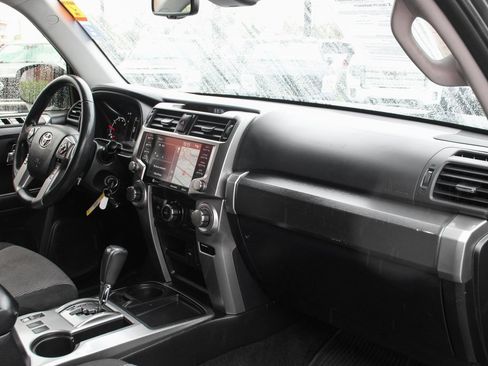 Used 2021 Toyota 4Runner SR5 image 36