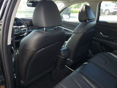 Used 2023 Hyundai Elantra Limited FWD image 34