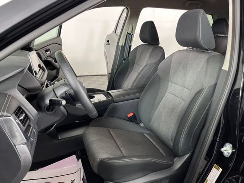 Certified 2026 Nissan Rogue SV FWD image 13