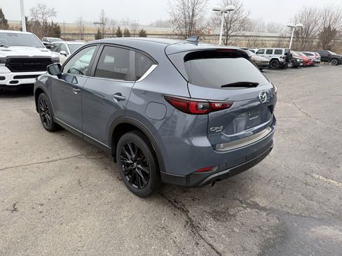 Used 2022 MAZDA CX-5 Carbon Edition image 2