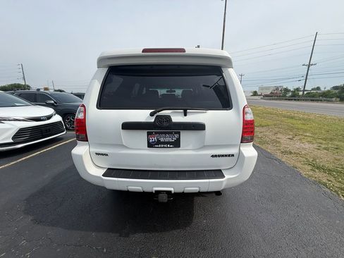 Used 2008 Toyota 4Runner Sport AWD/4WD image 4